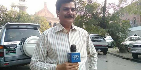 Senior DawnNews reporter Tauqeer Ghumman dies